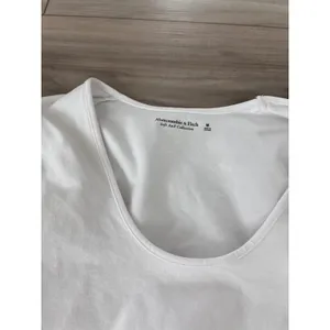 Abercrombie & Fitch Soft A&F Collection White Long Sleeve Scoop Neck Bodysuit M thumbnail 2