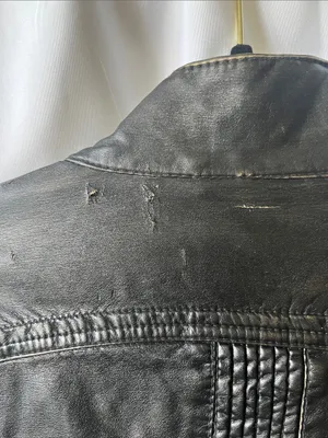 Vintage-Inspired Black Leather Jacket - Women's thumbnail 5