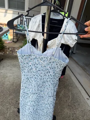 Beginning Boutique Blue Floral Mini Bodycon Dress thumbnail 2