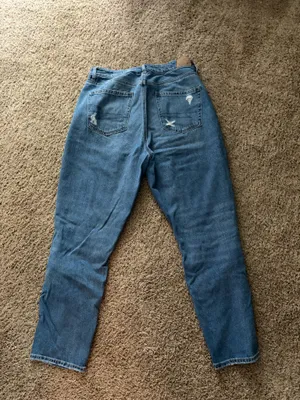 American Eagle Mom Jeans thumbnail 2