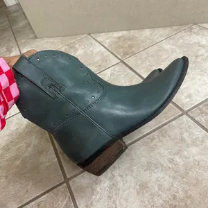 Lucky Brand Limited Edition TealChantelX Boots Size 9 m used 1x pull on western thumbnail 2