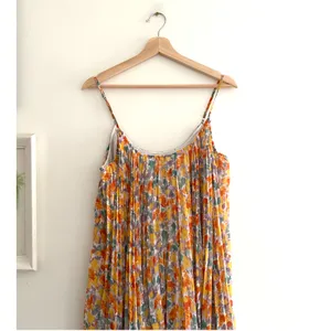 ENDLESS ROSE Pleated Waterfall Multi Maxi Dress Size XS thumbnail 3