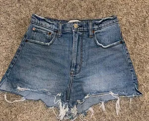 Jean Shorts thumbnail 1