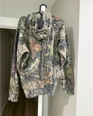 Cabela's Hoodie thumbnail 3