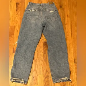 American Eagle High Waist Baggy Straight Jean thumbnail 7