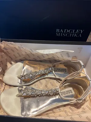 Badgley Mischka Rhinestone & Bead Embellished Sandals – Silver – Size 6 thumbnail 3