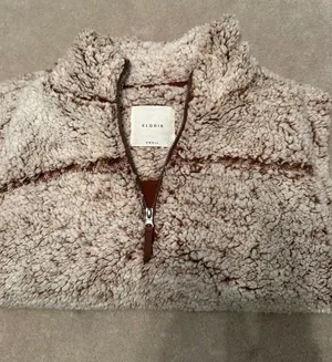 Sherpa Quarter Zip thumbnail 2
