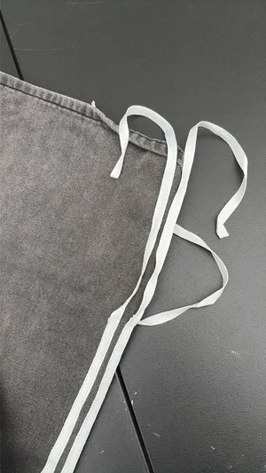 Edikted Jeans Low-Rise Baggy With Bow Ribbon thumbnail 3