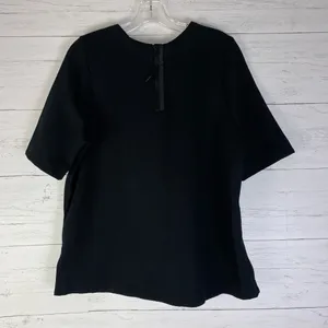 Nike Sportswear Tech Heat Gear Women's Top Black medium thumbnail 2