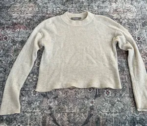 BRODIE Fine Cashmere Cropped Crew Neck Long Sleeve Sweater Light Beige Size S‎ thumbnail 1