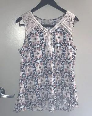 Carolyn Taylor floral tank top with lace L thumbnail 1