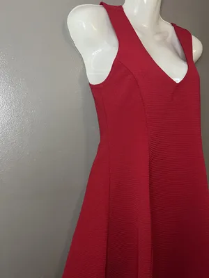 Forever 21 Dress Womens Medium Red Textured Knit Sleeveless V Neck Fit & Flare thumbnail 3