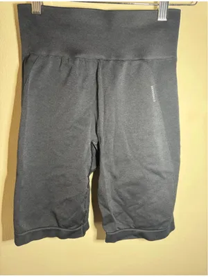 Gymshark Seamless Bike Shorts Size M Black thumbnail 1