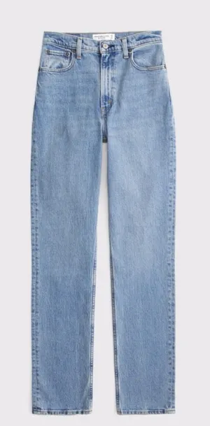 Abercrombie Ultra High-Rise 90s Straight Jeans thumbnail 1