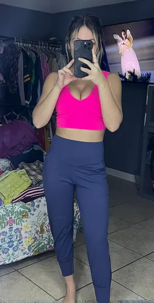 Aerie Offline Jogger thumbnail 1