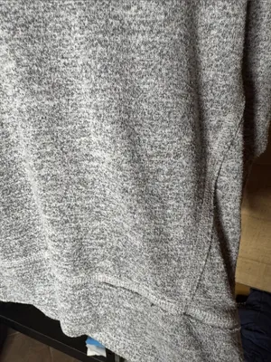 Abercrombie & Fitch Heather Gray Colorblock V-Neck Pullover Sweater Small thumbnail 6