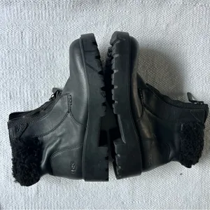 UGG Czeriesa Women's Black Boots thumbnail 6