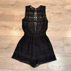 Abercrombie & Fitch Black‎ Crochet Lace Romper Coverup Keyhole Back Small S thumbnail 2
