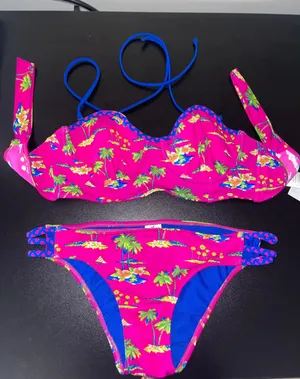 Hollister Floral Print Bikini thumbnail 1