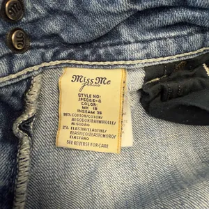 Miss Me Women Size‎ 30 Boot Cut distressed Blue Denim Jeans Western thumbnail 8