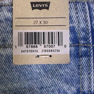 NWT Levi's 94 Baggy Cargo‎ Jeans 27x30 Mid Rise Loose Straight thumbnail 9