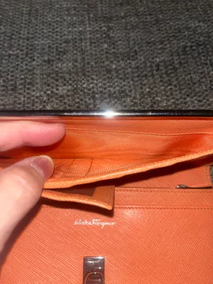 Salvatore Ferragamo Orange Leather Wallet thumbnail 10