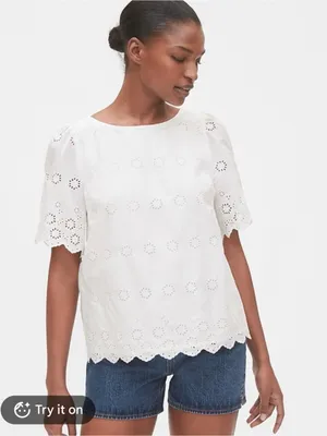 GAP White Eyelet Embroidered Woven scalloped hem Round Neck Blouse Top Size L thumbnail 1