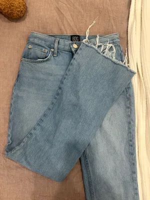 BDG Low-Rise Jeans thumbnail 1