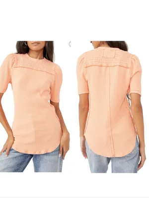 FREE PEOPLE‎ Smocked Textured Care Red Delicious T-Shirt thumbnail 2