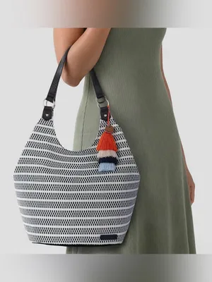 Sakroots Roma Shopper Bag Black White Woven Straw Tassel Tote NWOT thumbnail 2