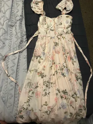 Pink floral dress thumbnail 2
