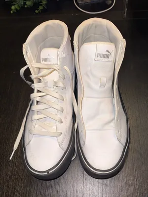 Kaia Puma Sneakers White High-Top Sneakers thumbnail 1