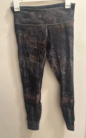 Lululemon Leggings thumbnail 1