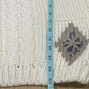 VINTAGE 80s SHENANIGANS Women’s White Sweater Hand Knitted Flower Design Small thumbnail 11