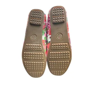 Isaac Mizrahi Pink Red Multi Floral Leather April Driving‎ Moccasins 7.5 thumbnail 6