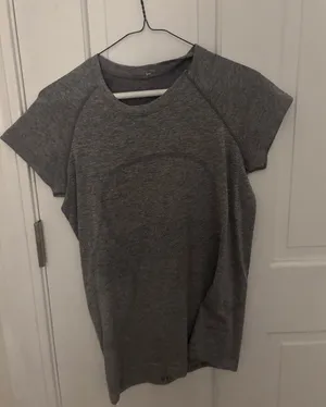 Lululemon Swiftly Tech Short Sleeve 2.0 Shirt heathered grey thumbnail 1