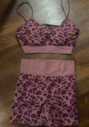 Purple Leopard Workout Set Size M thumbnail 1