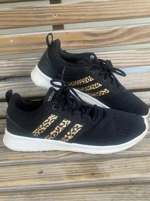 Women’s Cloudfoam Adidas 7.5 thumbnail 2