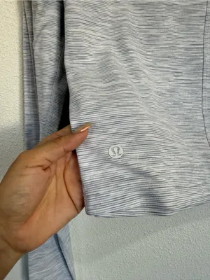 Lululemon All Aligned Mock Neck Long Sleeve Size 6 Nulu Cropped Gray Stripe thumbnail 5