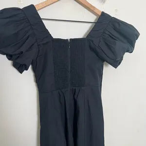ABERCROMBIE- Puff Sleeve Plunge Midi Dress Black Size XS thumbnail 5