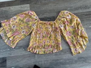 Billabong Yellow Floral Smocked Puff-Sleeve Crop Top thumbnail 5