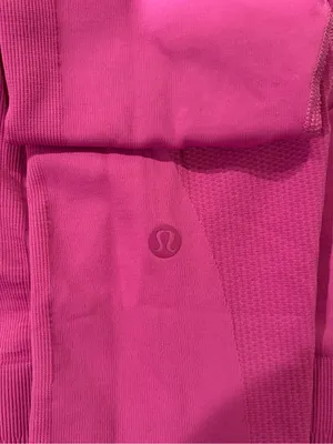 Lululemon Zone In Seamless High Rise Compression Crop Leggings Pink Size 6 thumbnail 3