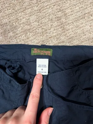 Y2K Abercrombie & Fitch Navy Drawstring Cargo Capris size 0 thumbnail 3