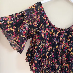 Free People Floral Gauze Cotton‎ Boho Peasant Top Oversized Ruffle Raw Sz Medium thumbnail 3