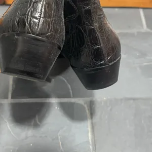 Lavorazione Artigiana Black Textured Leather Short Western Style Boot - 8.5N thumbnail 5
