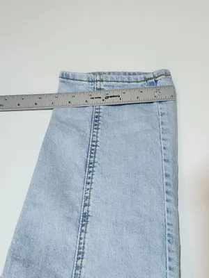Universal Thread Light Wash High Rise Slim Straight Ankle Jeans Size 12 Flaw thumbnail 10