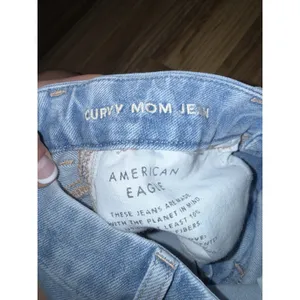American Eagle Curvy Mom Jean Women's‎ Sz 00 Blue High Rise Distressed thumbnail 6