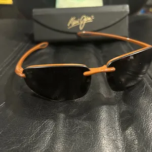 Maui Jim Women's Black and Brown Sunglasses includes Maui Jim Case thumbnail 13