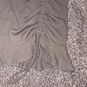 Boutique Illa Green Mini Skirt With Ties Size S thumbnail 6