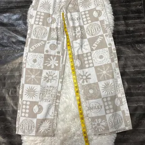 H&M Smiley Patchwork All Over Print Smiley Face Straight Wide Leg Streetwear thumbnail 4